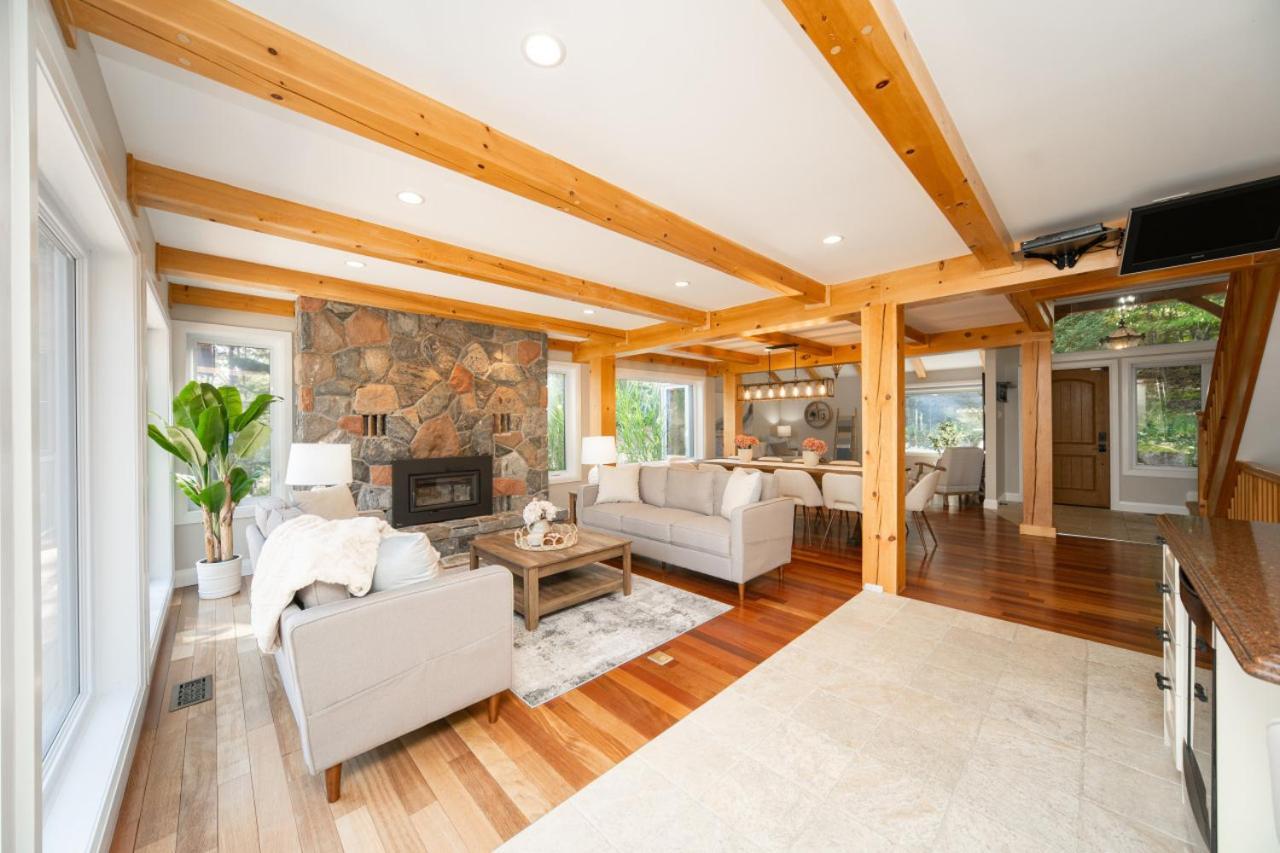 Вилла Muskokawaterfront Pooltable 98Tv 6Acres Хантсвилл Экстерьер фото
