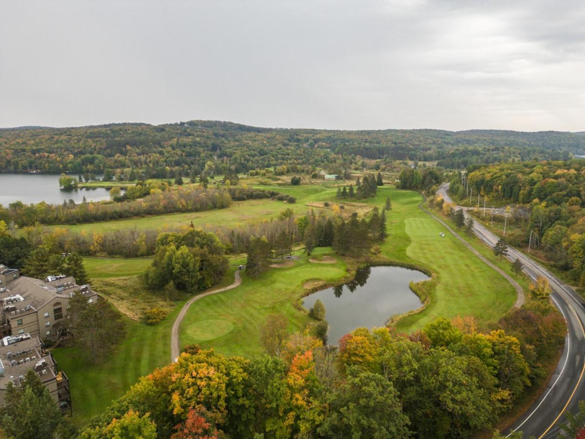 Вилла Muskokawaterfront Pooltable 98Tv 6Acres Хантсвилл Экстерьер фото