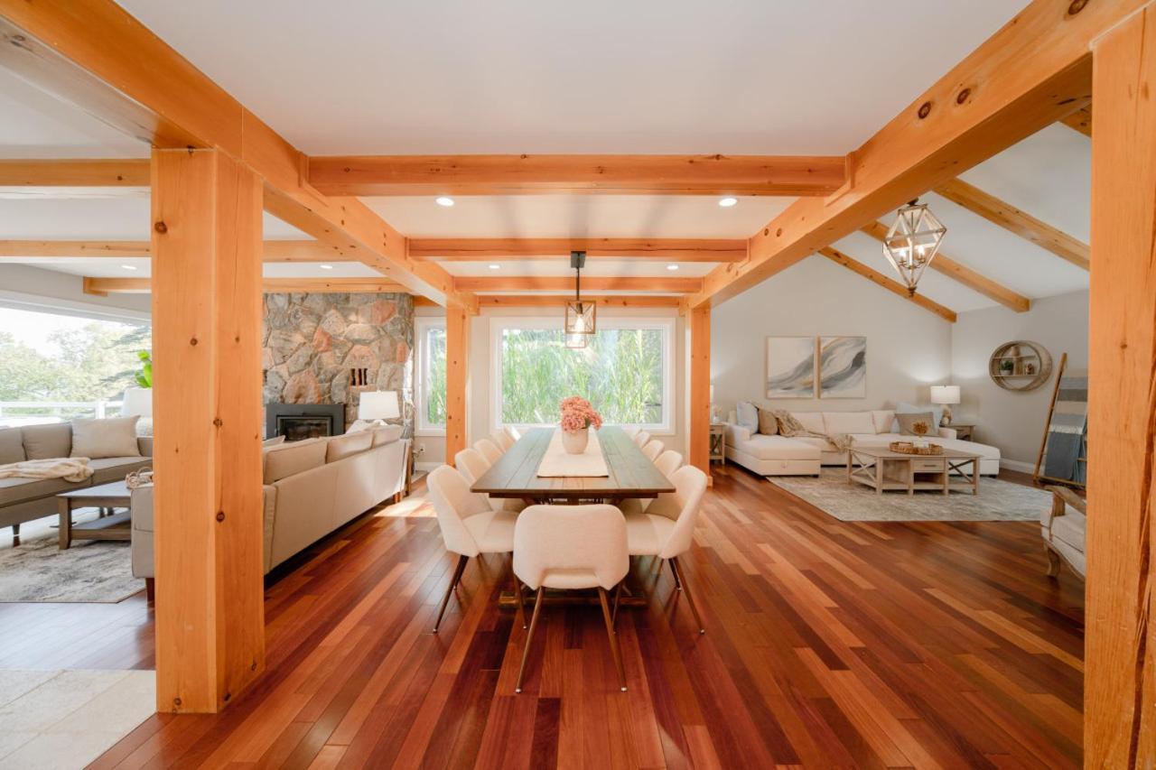 Вилла Muskokawaterfront Pooltable 98Tv 6Acres Хантсвилл Экстерьер фото